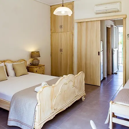 Martinica Seaside Aparthotel Koropi